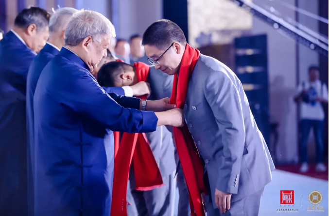 導(dǎo)師回贈(zèng)信物