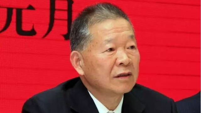 繆雙大的1982：永不服輸，騎在虎背上創(chuàng)業(yè)