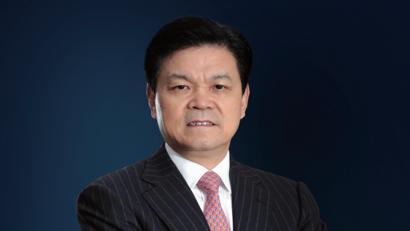 崔根良：創(chuàng)新鍛造“中國心”