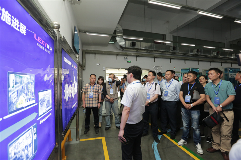 參觀萊克電氣