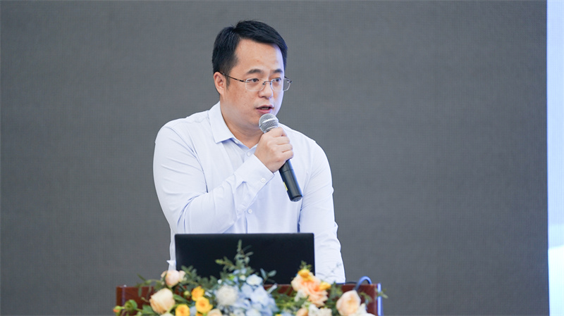 于傳平