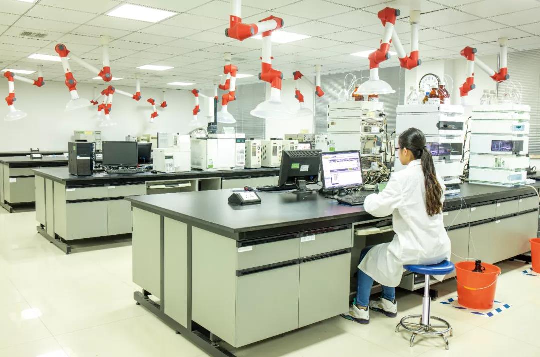 東岳QC化驗(yàn)室